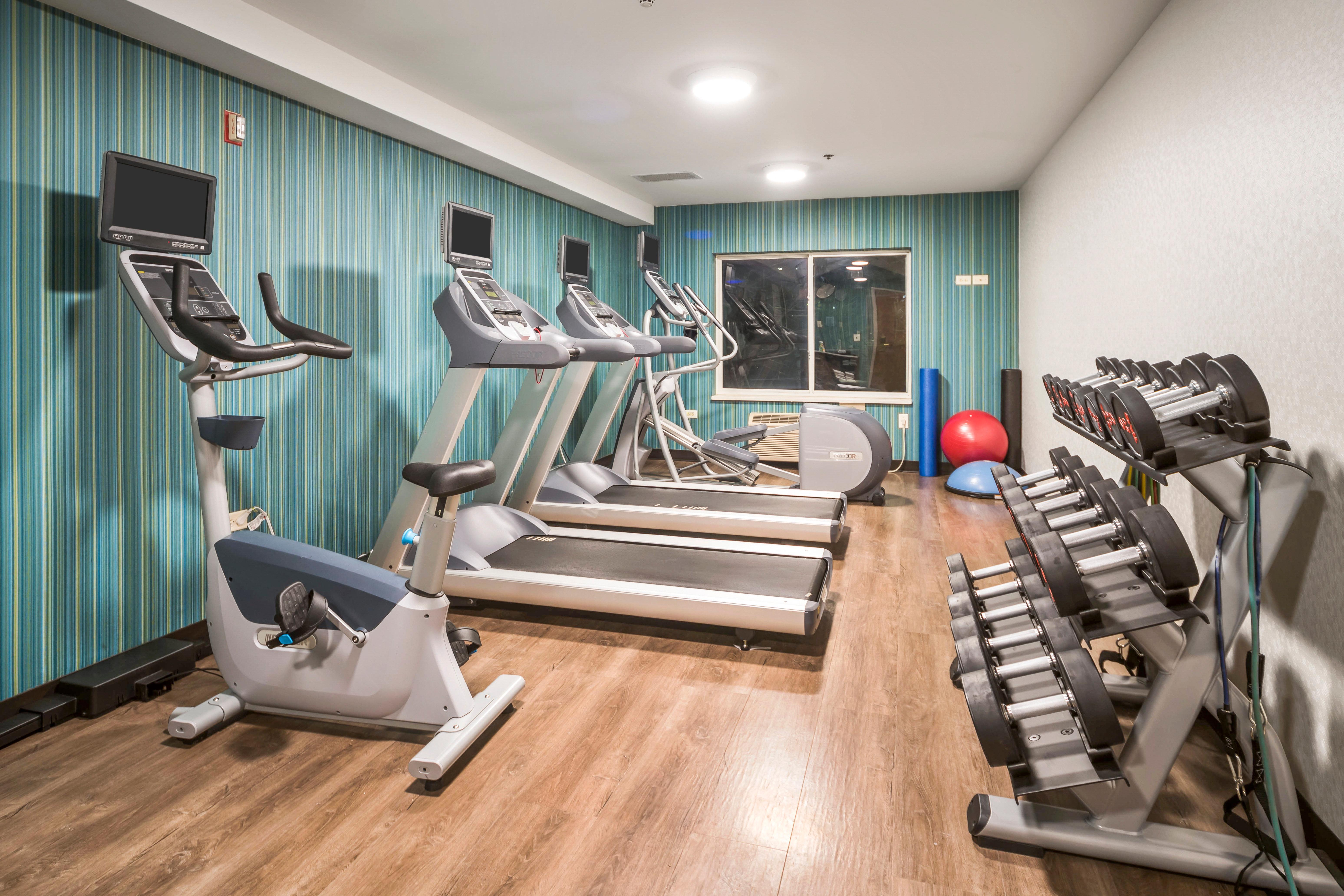 Holiday Inn Express Chicago Northwest-Vernon Hills By Ihg מראה חיצוני תמונה