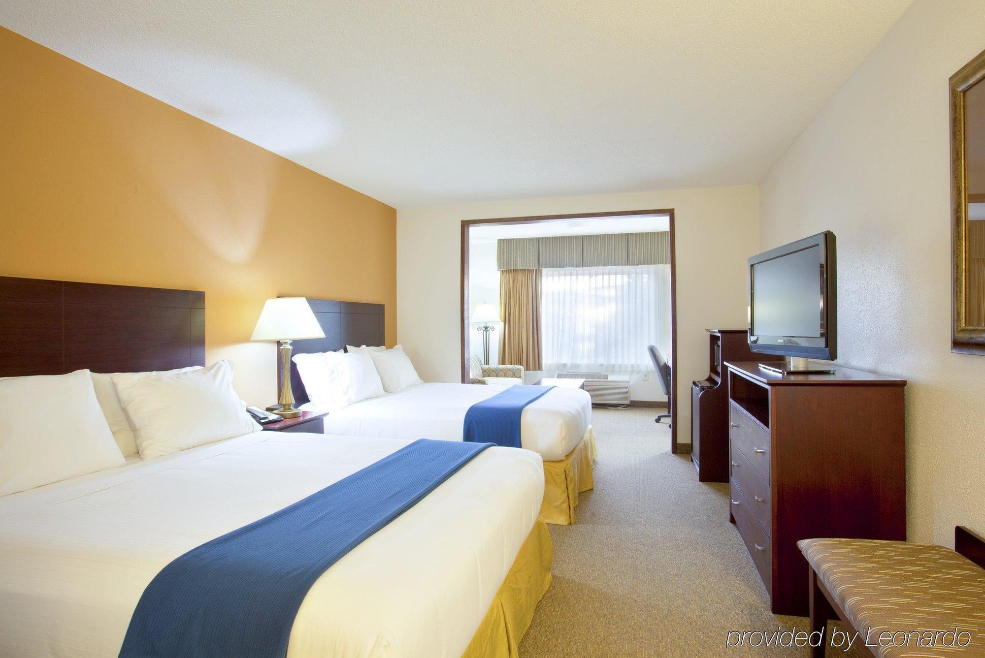 Holiday Inn Express Chicago Northwest-Vernon Hills By Ihg חדר תמונה