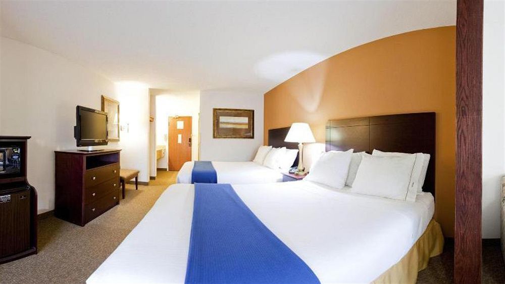 Holiday Inn Express Chicago Northwest-Vernon Hills By Ihg מראה חיצוני תמונה